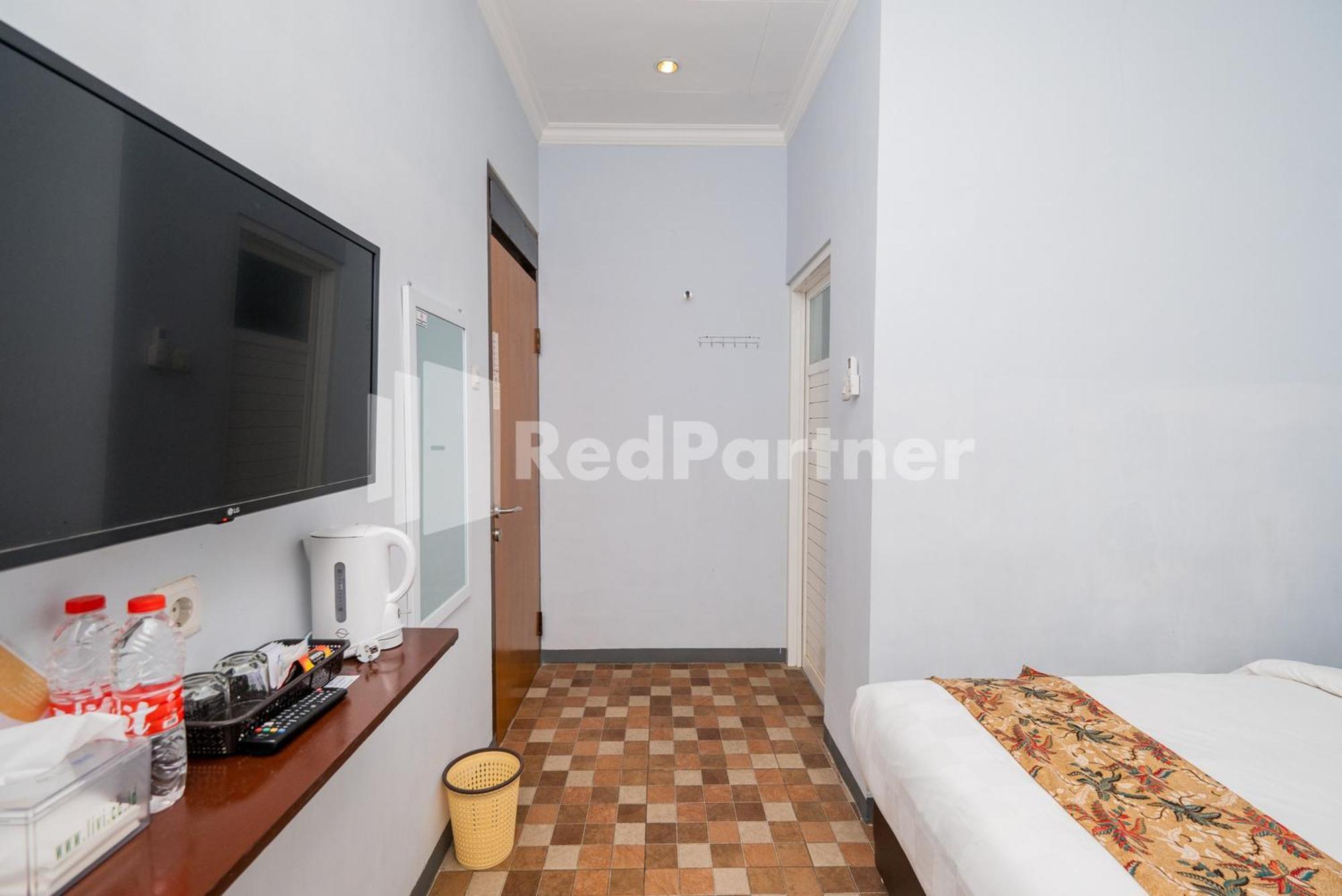 Swun Stay Inn At Sawahan Mitra Reddoorz Malang Ngoại thất bức ảnh