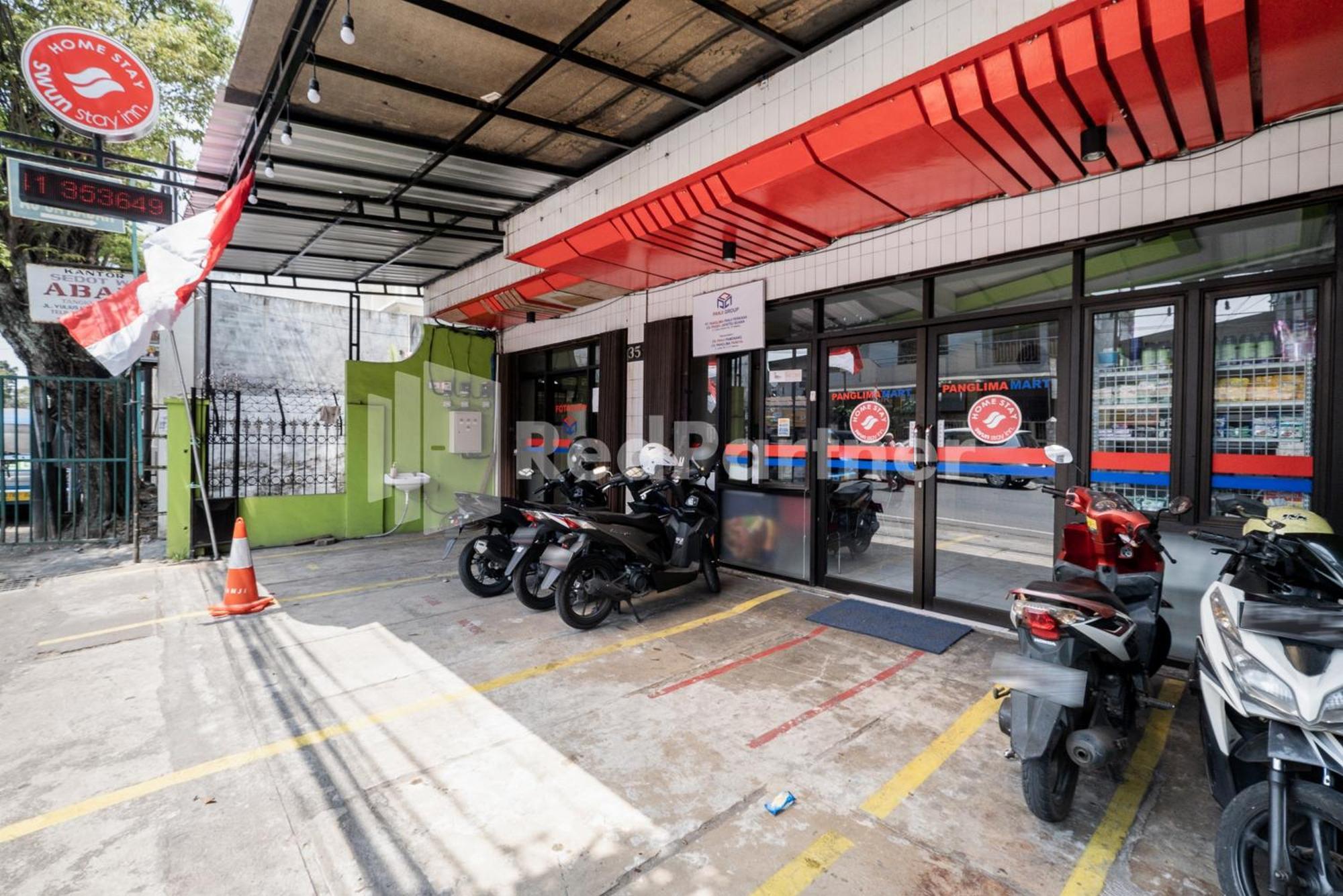 Swun Stay Inn At Sawahan Mitra Reddoorz Malang Ngoại thất bức ảnh
