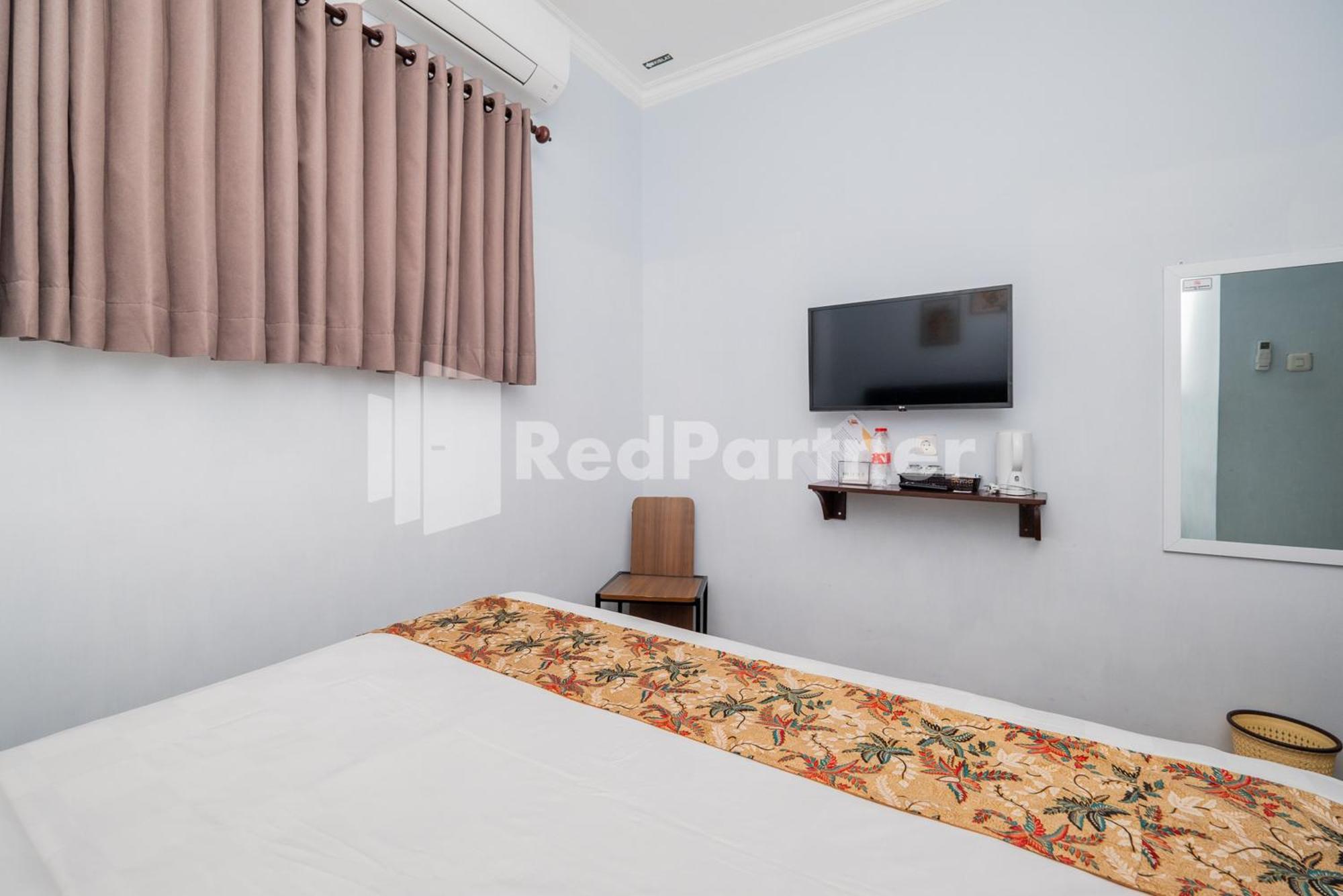 Swun Stay Inn At Sawahan Mitra Reddoorz Malang Ngoại thất bức ảnh