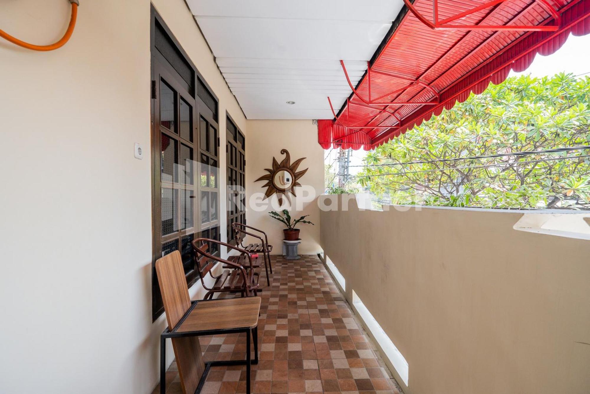 Swun Stay Inn At Sawahan Mitra Reddoorz Malang Ngoại thất bức ảnh